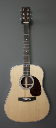 Martin HD-28 Martin HD-28