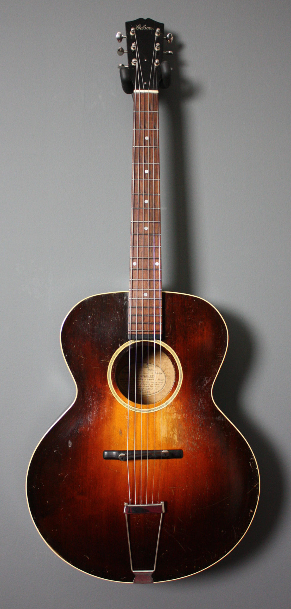 Gibson L4 (1932-33)
