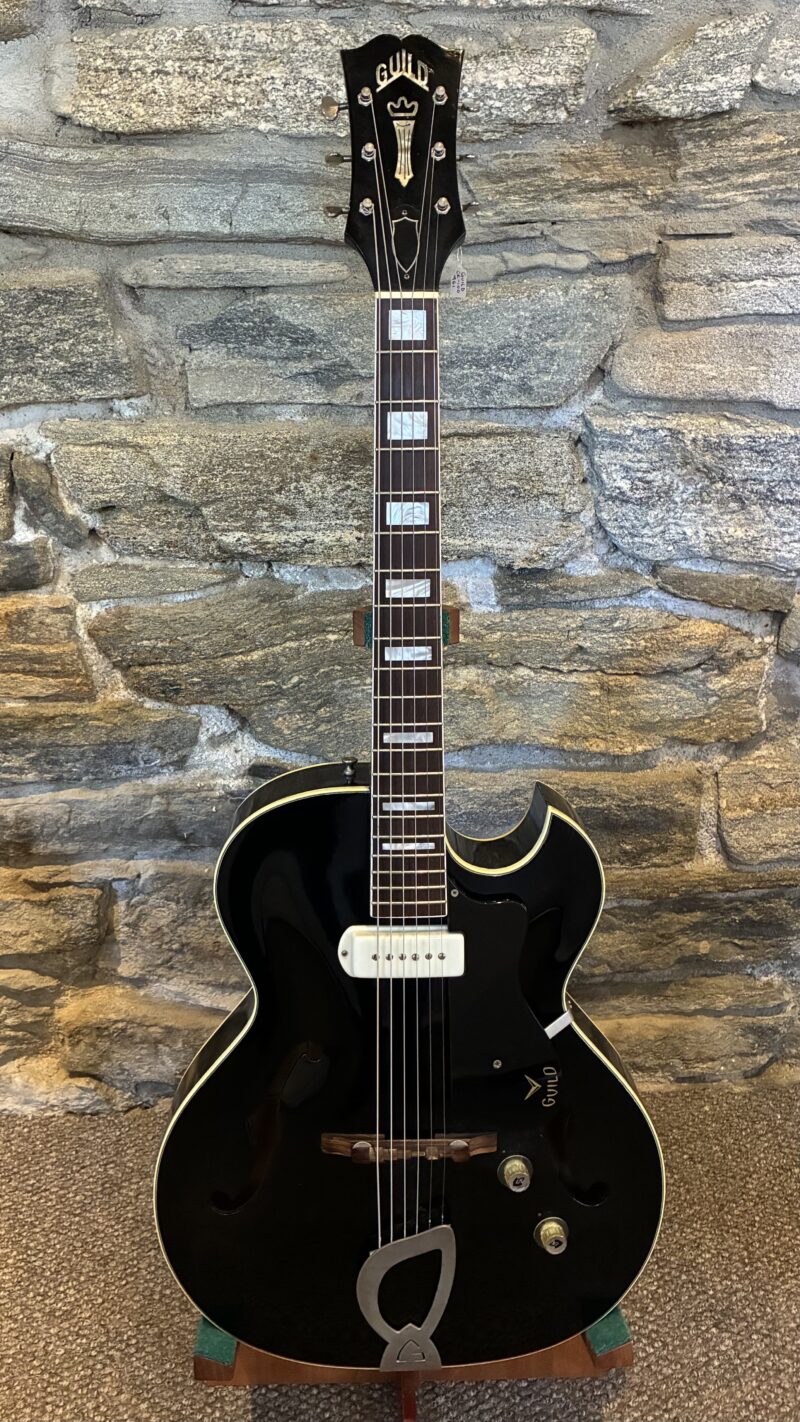 Guild CE-100 Black (1961)