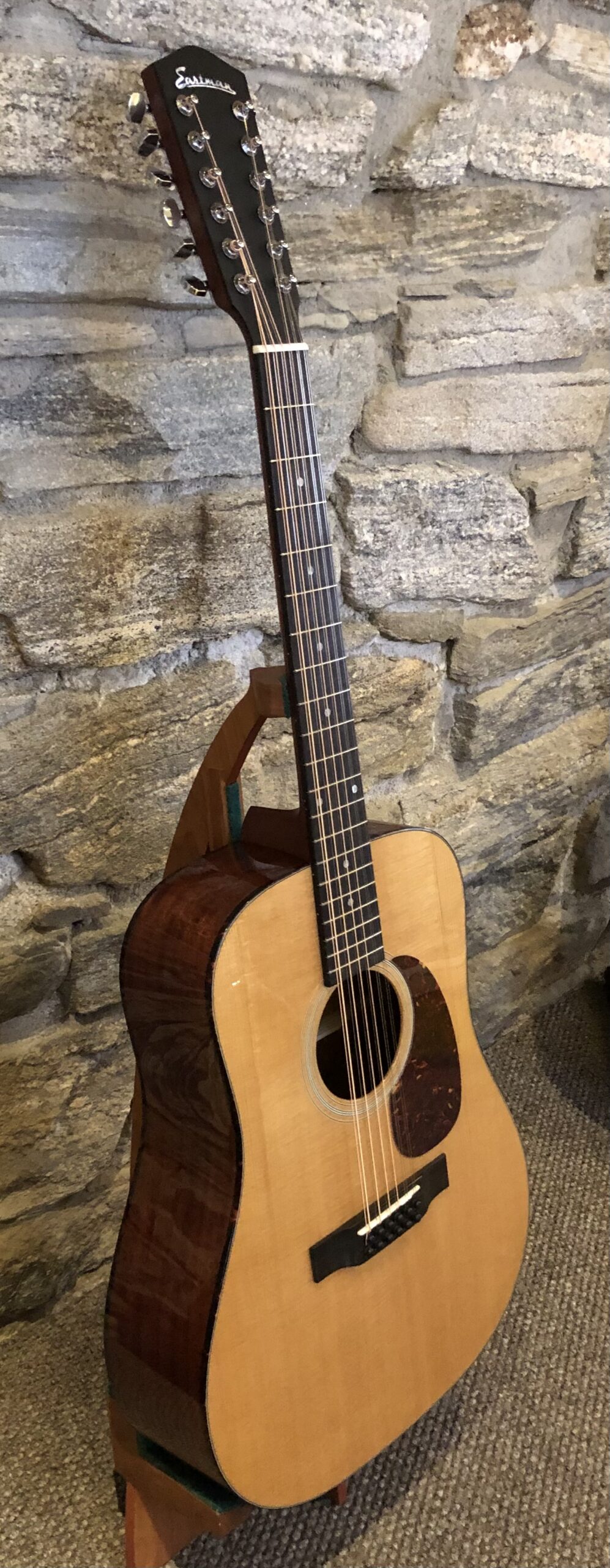 Eastman E1D-12 Deluxe - Image 2