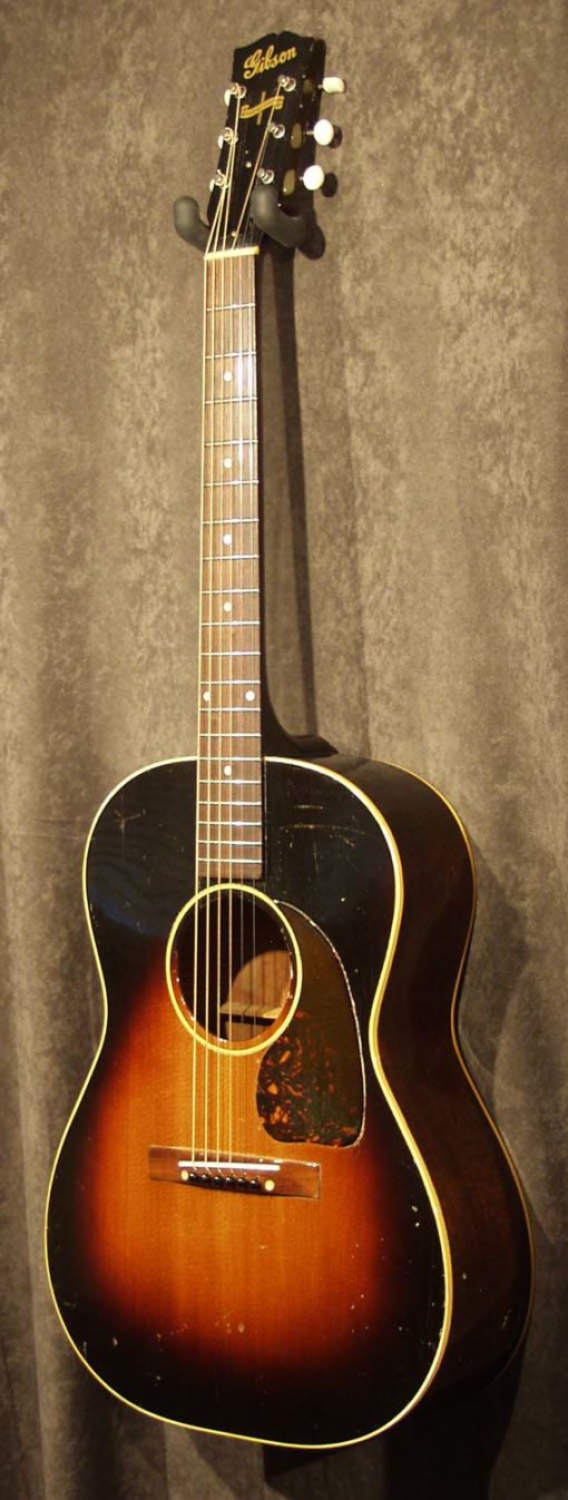 Gibson LG-2 1945