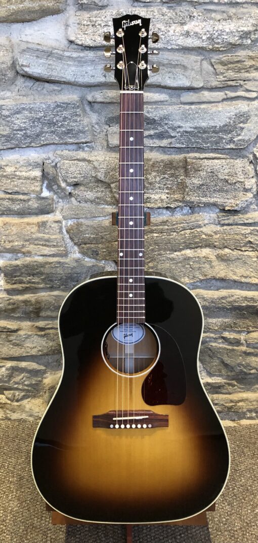 Gibson J-45 Standard