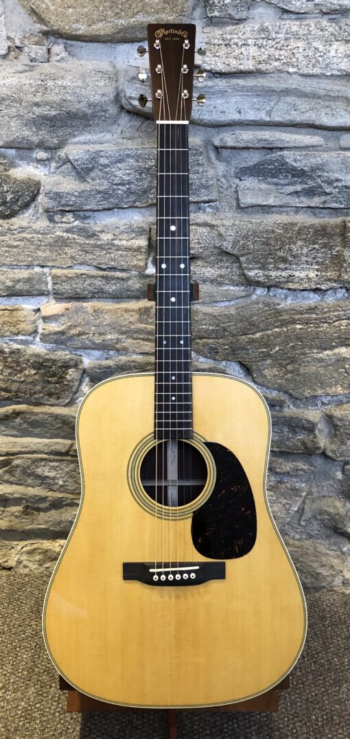 Martin D-28 Standard Series