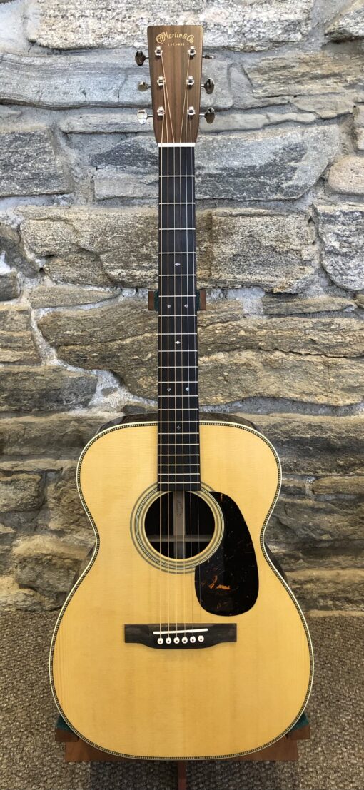 Martin 00-28 (2025)