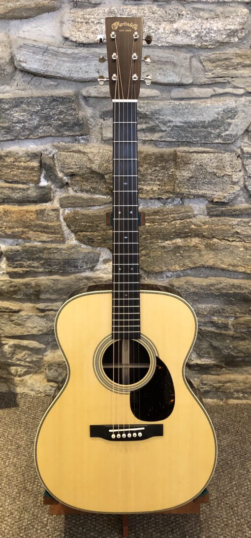 Martin OM-28 (2025)