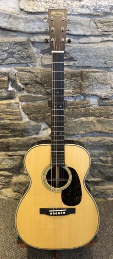 Martin 00-28 (2025)