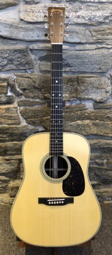 Martin D-28 (2025)