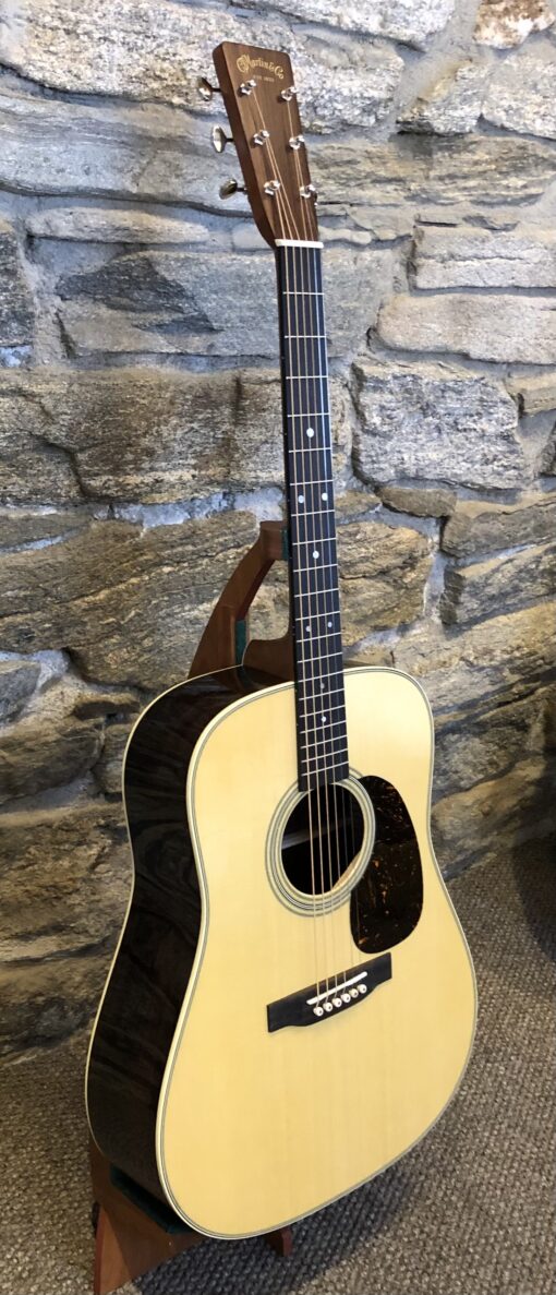 Martin D-28 (2025) - Image 2