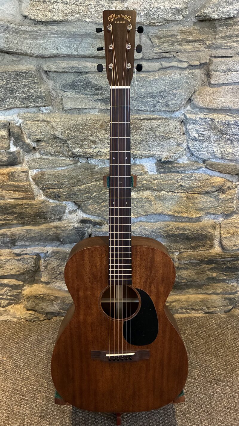 Martin 00-15M (2025)